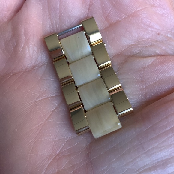 Michael Kors MK5874 Horn Actate Gold Everest Watch - Picture 7 of 9